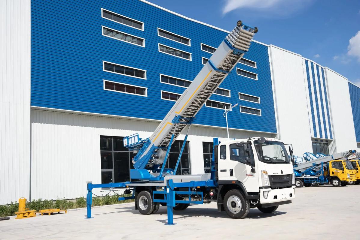 平塘小型云梯车上料车租赁多少钱