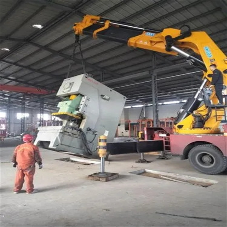 平塘80吨折臂吊车出租附近电话