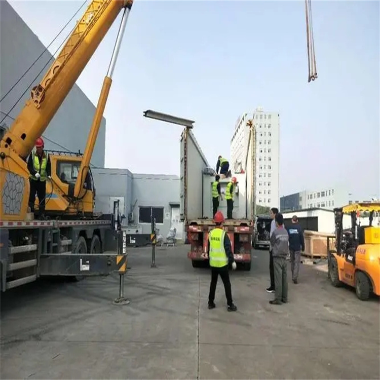 平塘如何找到附近的吊车救援服务